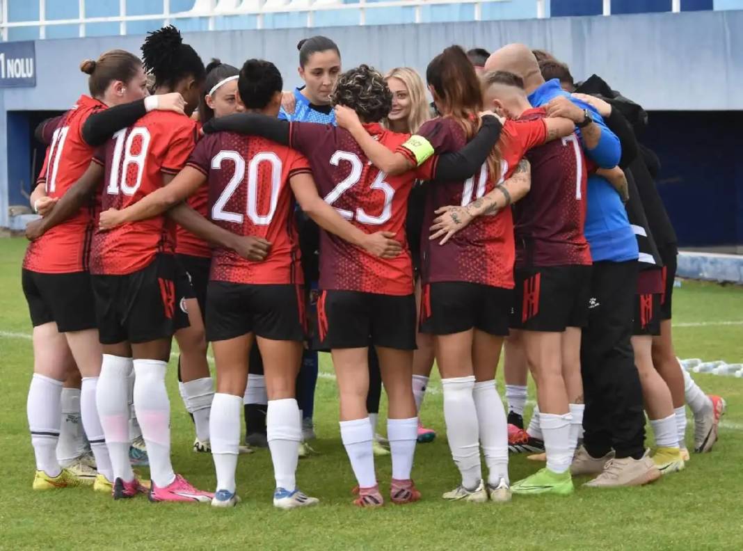 Kadın Futbolunun Antalya’daki Hikayesi: 1207 Spor FK 5